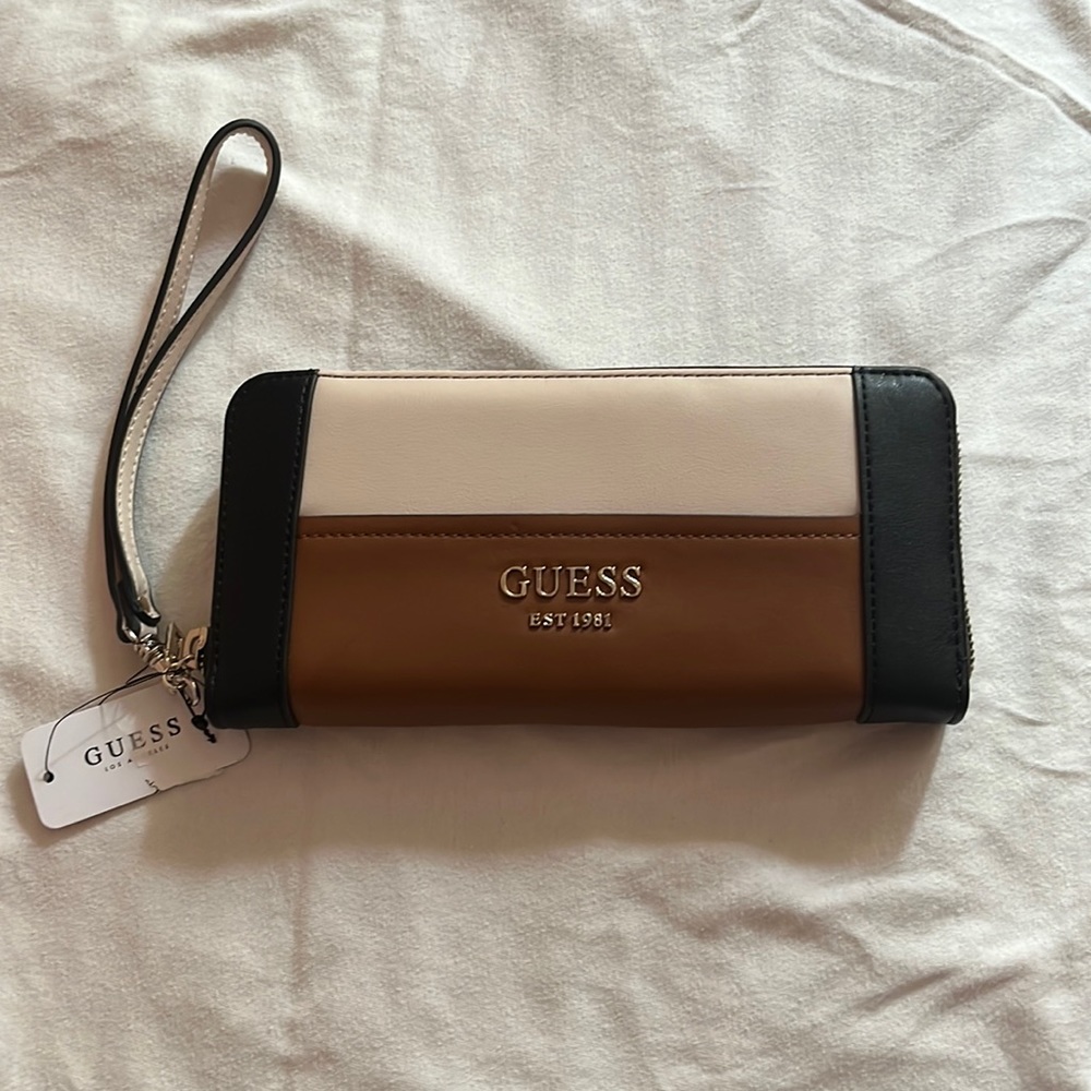 Multicolored wallet from Guess
